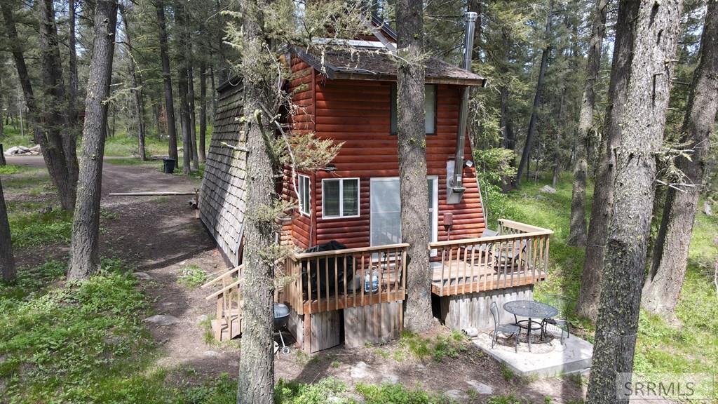 3528 Pine Cone Drive, ISLAND PARK, Idaho image 27