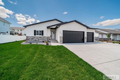 Photo of 2097 Magellan Loop, POCATELLO, ID 83204 (MLS # 2182017)