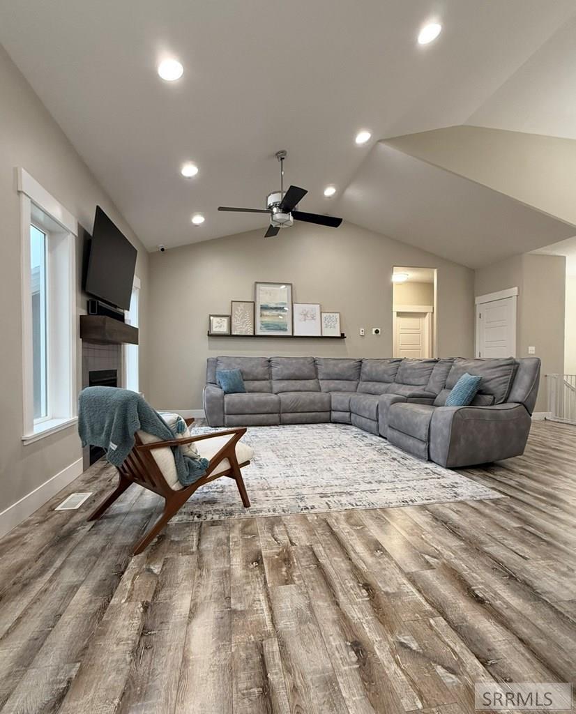 2835 Spring Gulch Drive