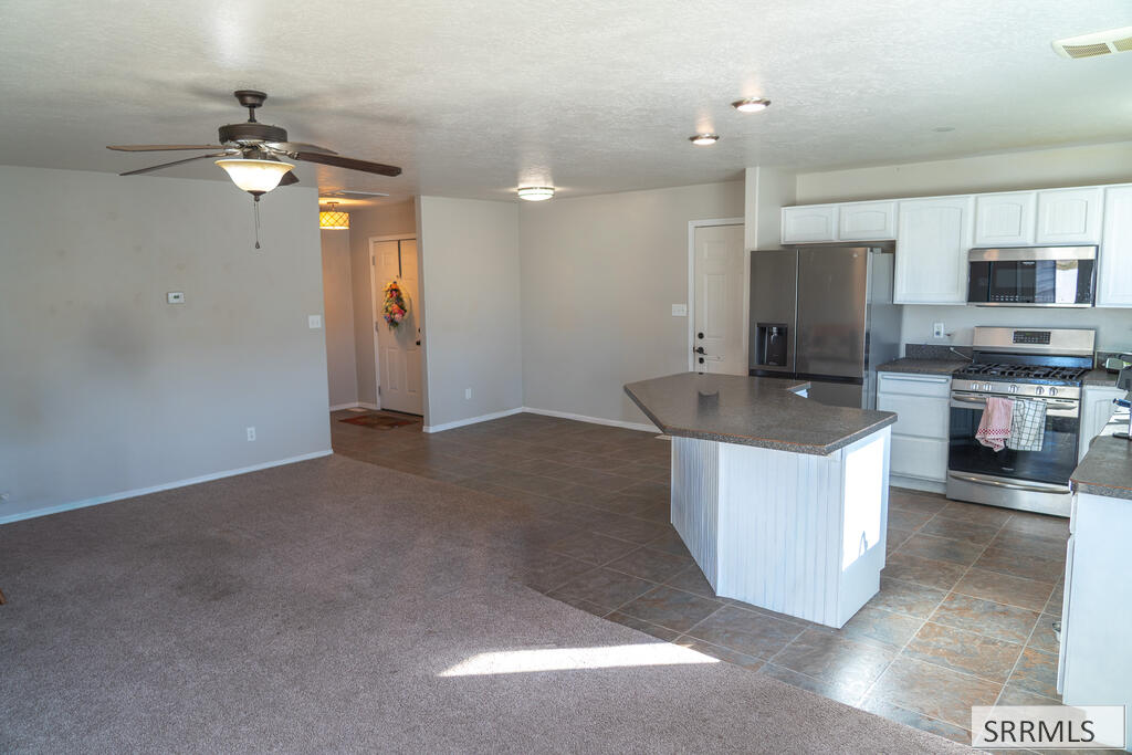 27 White Pine Lane