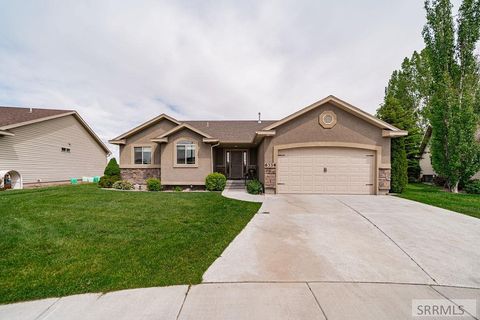 Homes For Sale - 6334 Glen Abby Circle<br/> IDAHO FALLS, ID 83401