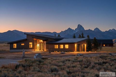 Photo of 9475 Buck Town Blvd, TETONIA, ID 83452 (MLS # 2181897)