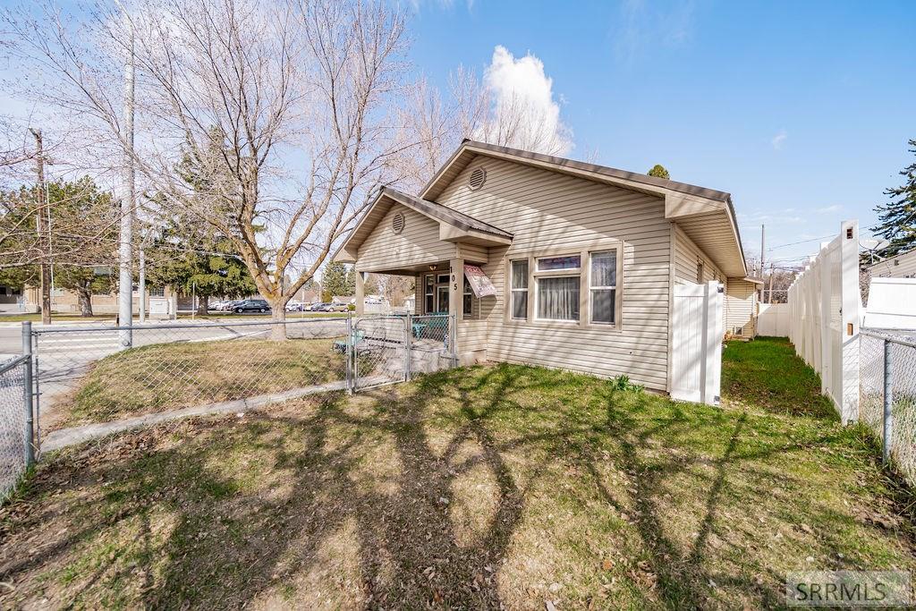 105 E 15th St, IDAHO FALLS, Idaho image 36