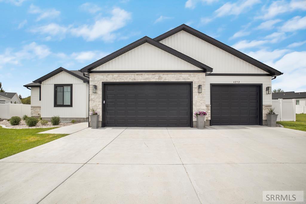 4232 Atherton Way, IDAHO FALLS, Idaho image 2
