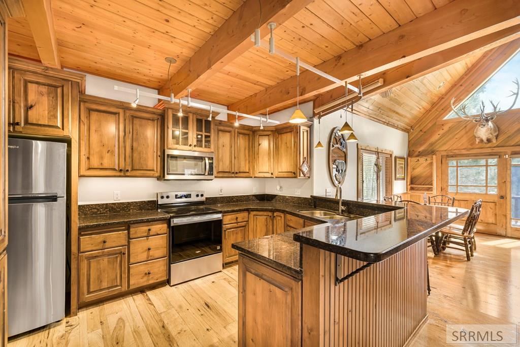 1682 Mountain Laurel Drive, ASHTON, Idaho image 11