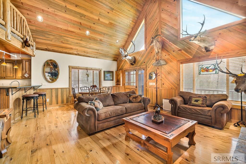 1682 Mountain Laurel Drive, ASHTON, Idaho image 5