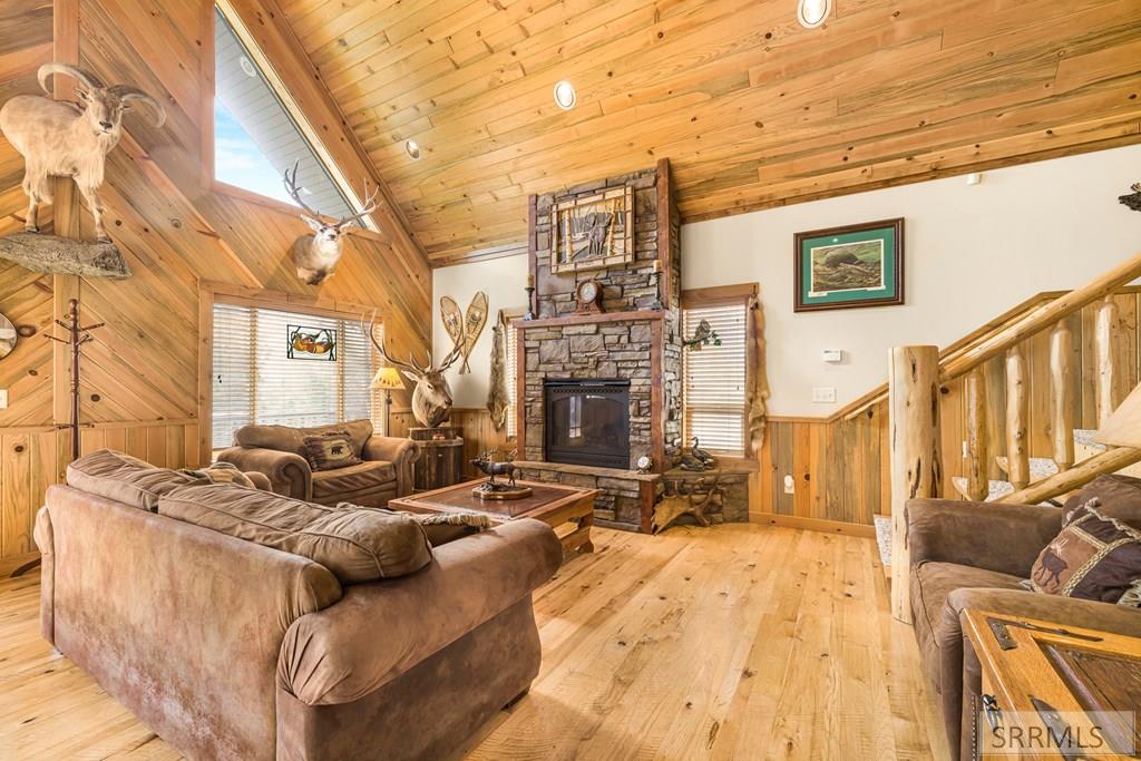 1682 Mountain Laurel Drive, ASHTON, Idaho image 7