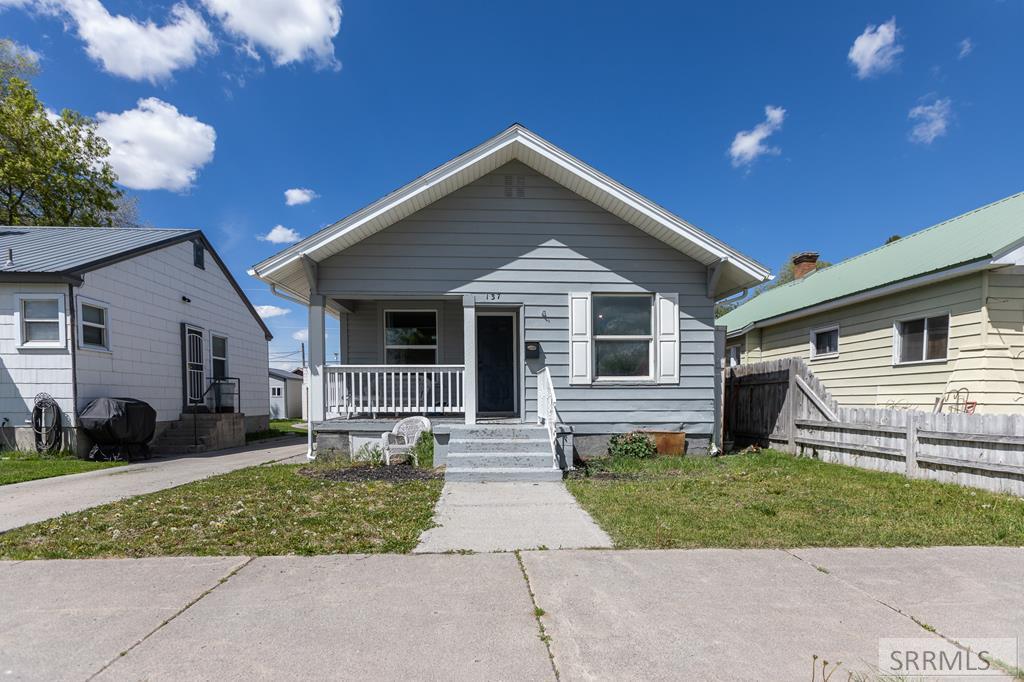 137 3rd Street, IDAHO FALLS, Idaho image 1