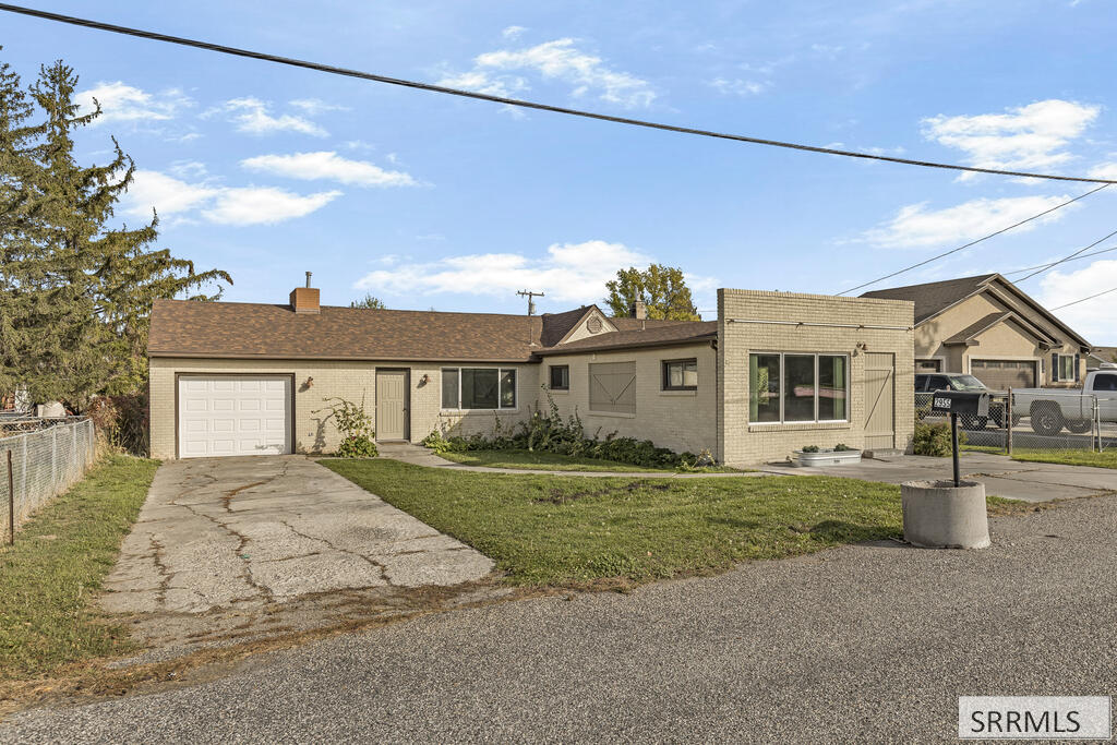 2955 Central Avenue
