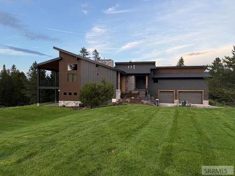Photo of 3614 Redtail Street, ISLAND PARK, ID 83445 (MLS # 2186263)