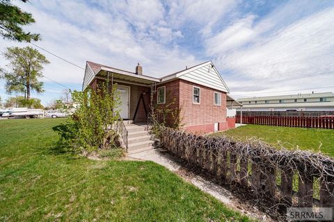 Photo of 630 McKinley Avenue, POCATELLO, ID 83201 (MLS # 2185439)