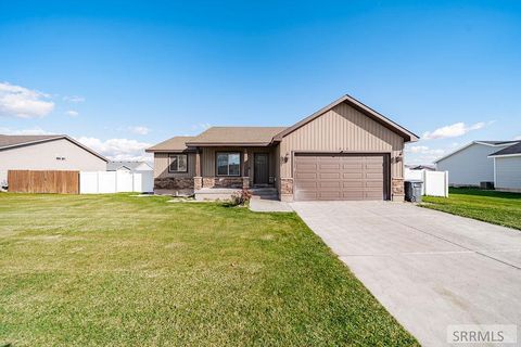 Photo of 2060 N Roy Drive, IDAHO FALLS, ID 83401 (MLS # 2180744)