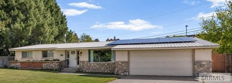 Photo of 1917 Riviera Circle, IDAHO FALLS, ID 83404 (MLS # 2186116)