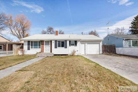 Photo of 161 Beacon Drive, IDAHO FALLS, ID 83402 (MLS # 2184848)