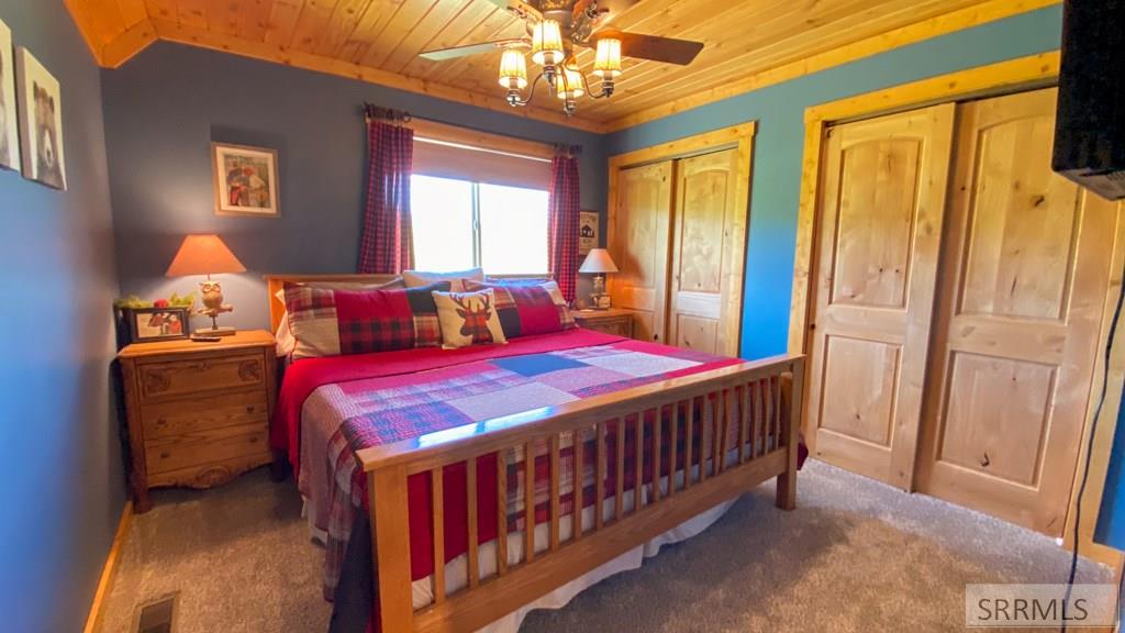 4099 Stage Coach Way, ISLAND PARK, Idaho image 42