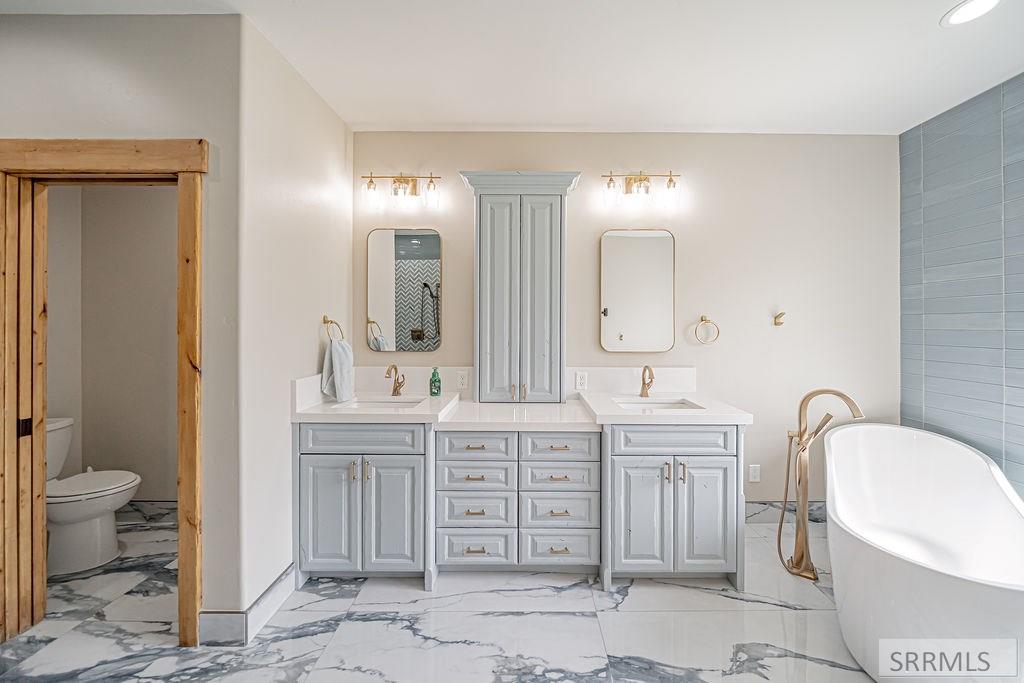 4940 Ladyhawk Lane, IDAHO FALLS, Idaho image 32