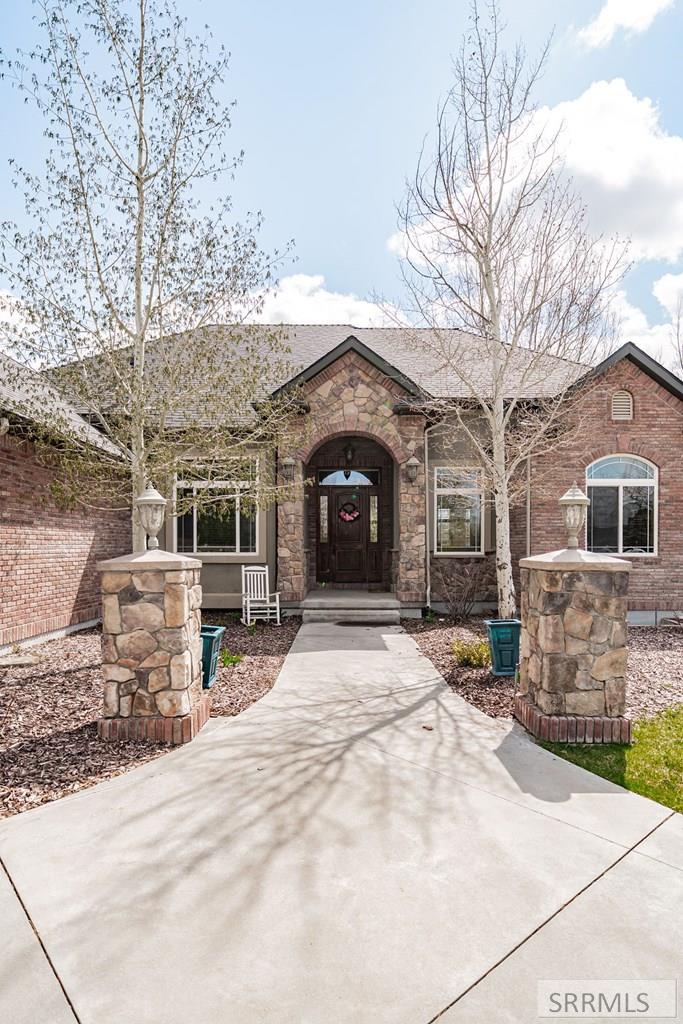 4940 Ladyhawk Lane, IDAHO FALLS, Idaho image 5