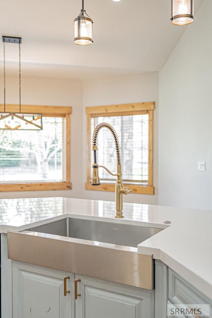 4940 Ladyhawk Lane, IDAHO FALLS, Idaho image 23