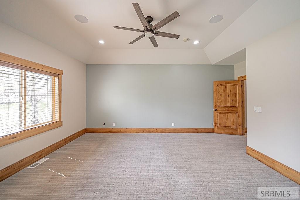 4940 Ladyhawk Lane, IDAHO FALLS, Idaho image 30