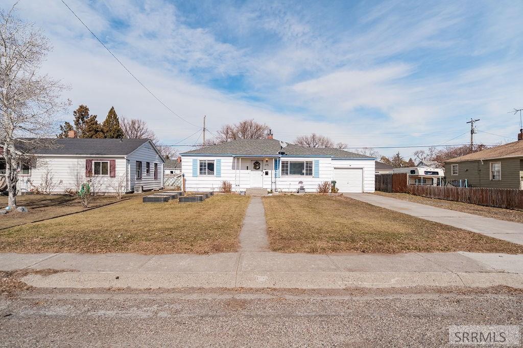 275 Clifford Street, BLACKFOOT, Idaho image 2