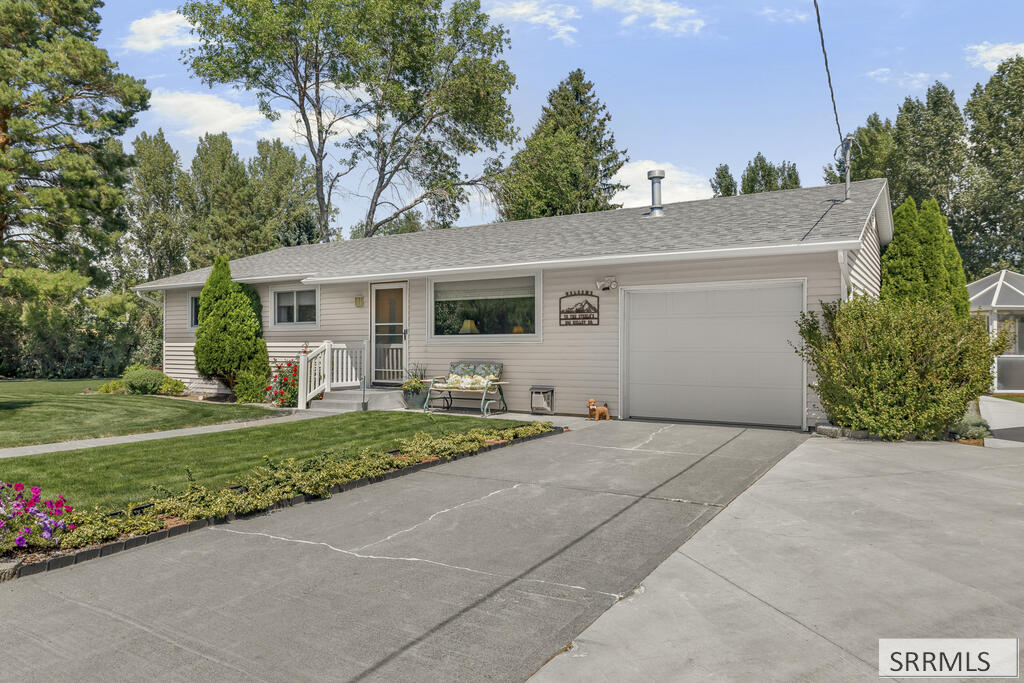 895 Kelley Drive