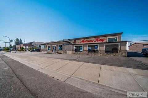 Photo of 401 E Street, IDAHO FALLS, ID 83402 (MLS # 2186437)