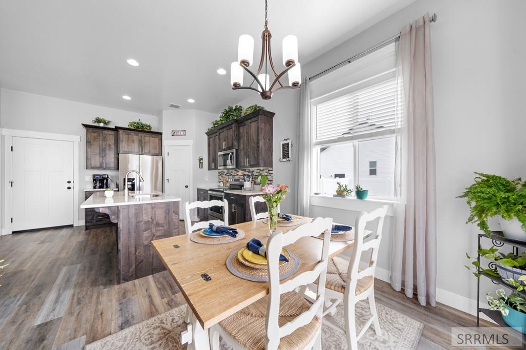 671 Roxbury St, IDAHO FALLS, Idaho image 13