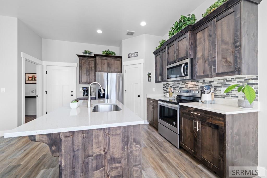 671 Roxbury St, IDAHO FALLS, Idaho image 8
