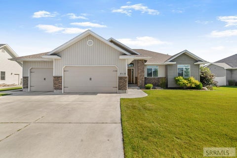 Photo of 212 Calistoga Drive, IDAHO FALLS, ID 83404 (MLS # 2187281)