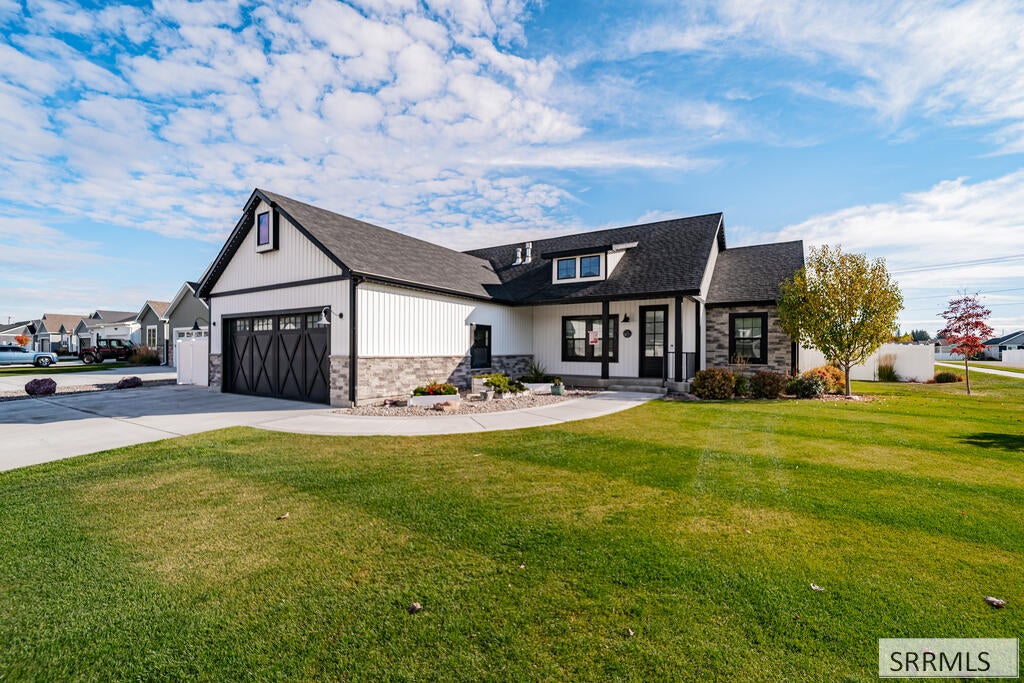 6315 Maggie Drive