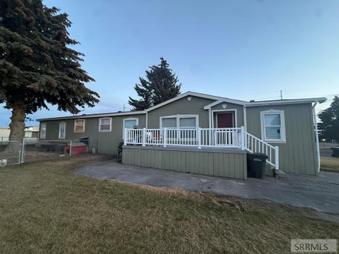 Mobile Home For Sale - 1780 Whispering Pines Drive<br/> Bonneville County, IDAHO FALLS, ID 83401