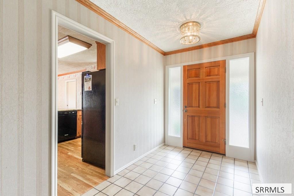 2770 Homestead Lane