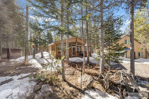 Photo of 4056 Marlin Drive, ISLAND PARK, ID 83429 (MLS # 2184963)