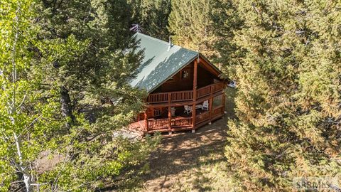Photo of 3200 Elk Run Drive, ISLAND PARK, ID 83429 (MLS # 2186627)