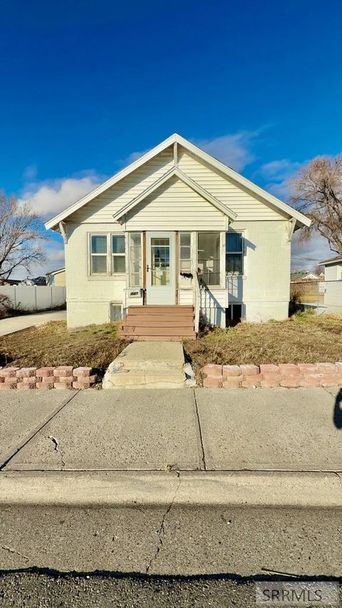 447 Cleveland Street IDAHO FALLS ID 83401