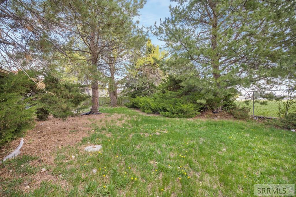 348 Eastview Drive, IDAHO FALLS, Idaho image 3