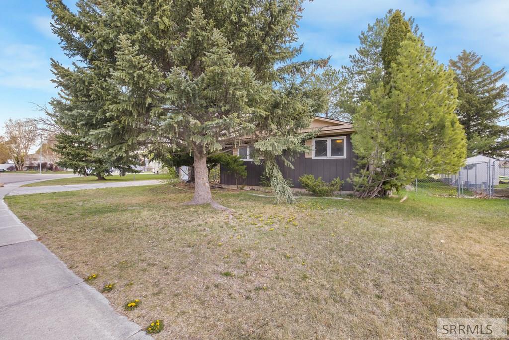348 Eastview Drive, IDAHO FALLS, Idaho image 5