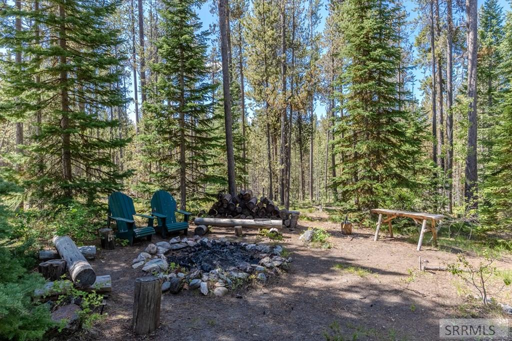 4051 Hill Road, ISLAND PARK, Idaho image 15