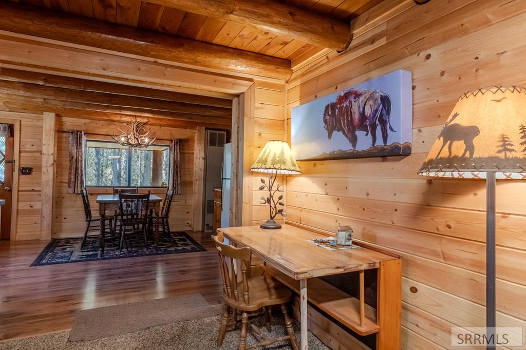 4051 Hill Road, ISLAND PARK, Idaho image 12