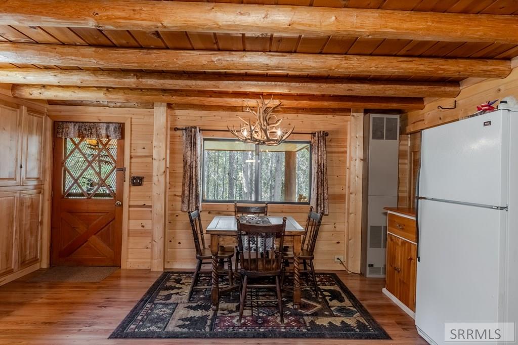 4051 Hill Road, ISLAND PARK, Idaho image 9