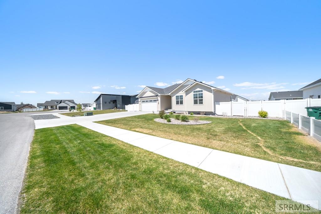 3877 Pepperwood Lane