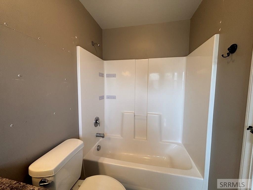 5136 Ryanne Way, IONA, Idaho image 20