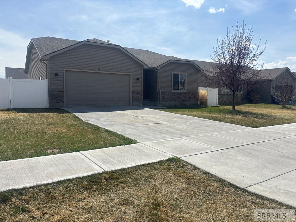 5136 Ryanne Way, IONA, Idaho image 3