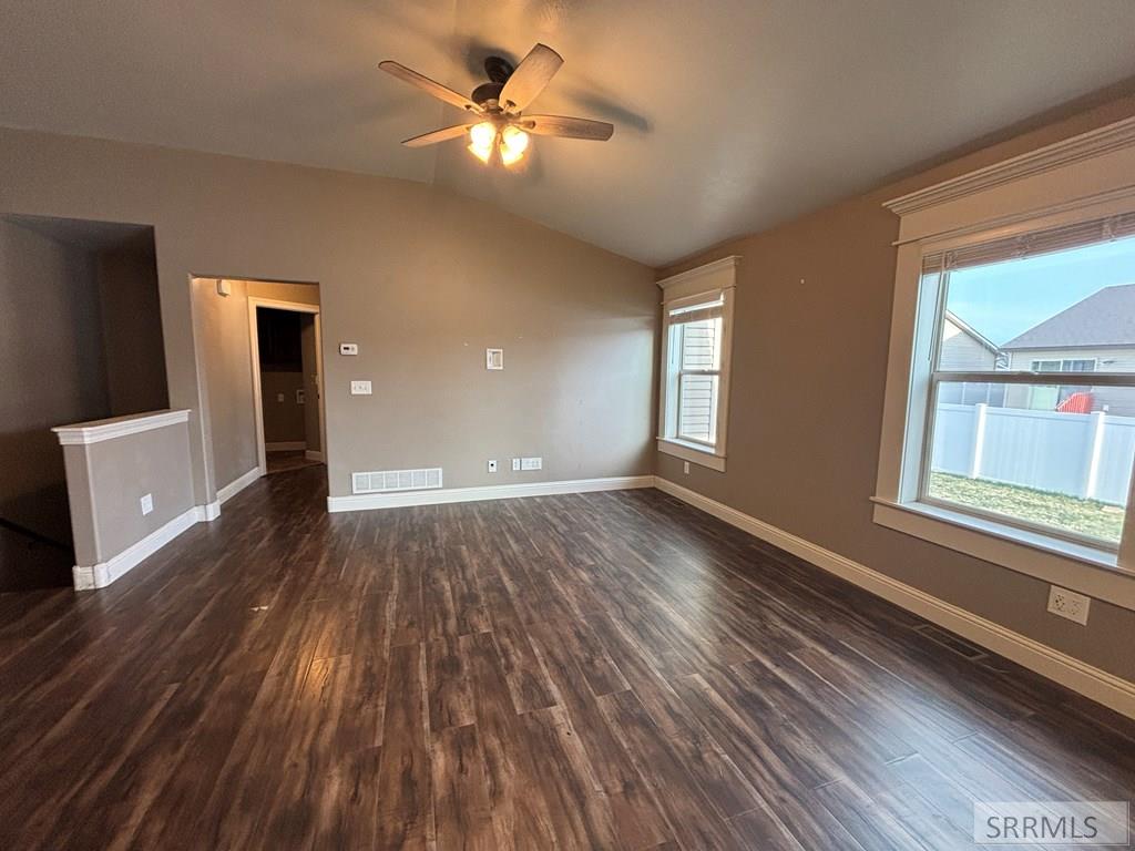 5136 Ryanne Way, IONA, Idaho image 13