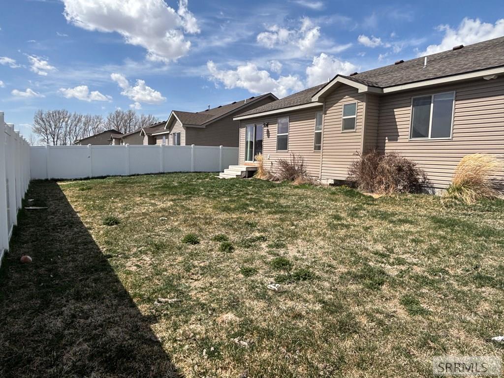 5136 Ryanne Way, IONA, Idaho image 32