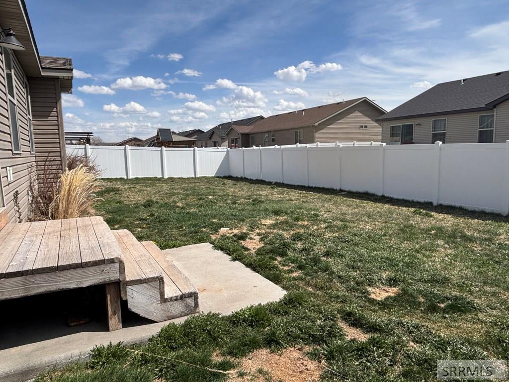 5136 Ryanne Way, IONA, Idaho image 33
