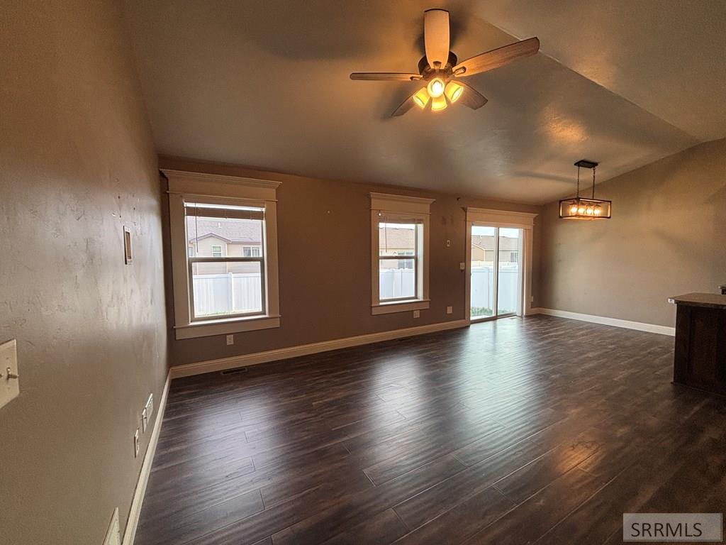 5136 Ryanne Way, IONA, Idaho image 14