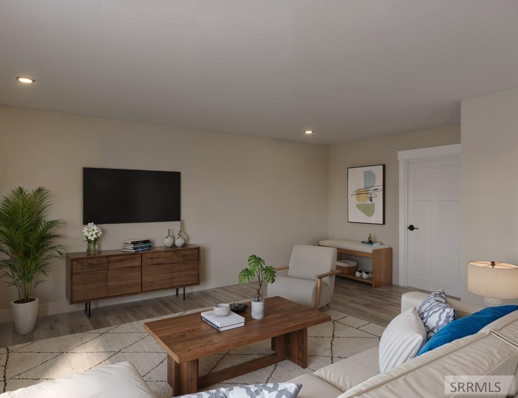 802 Sunnyside Road 202