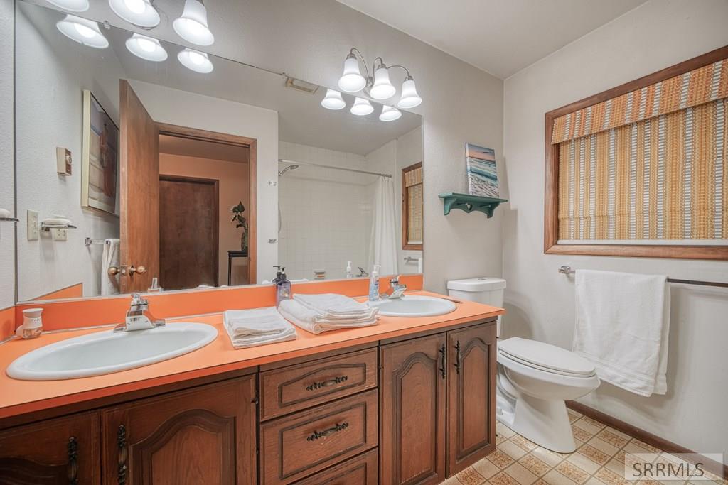 580 W Main Street, REXBURG, Idaho image 39