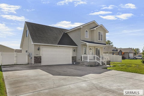 Homes For Sale - 3000 Lilac Circle<br/> IONA, ID 83427